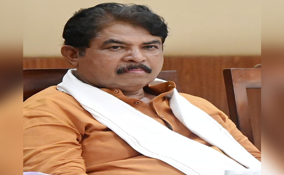 'Lack capacity to resolve leadership tussle in Karnataka': BJP ridicules Congress, Rahul Gandhi