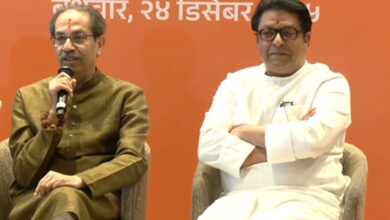 Uddhav, Raj Thackeray join hands for BMC polls, pledge Marathi Mayor