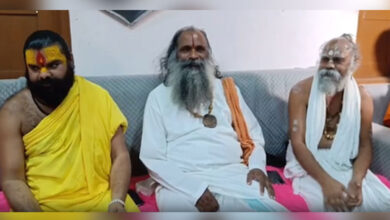 Ujjain seers threaten to disrupt IPL matches over Bangladeshi player