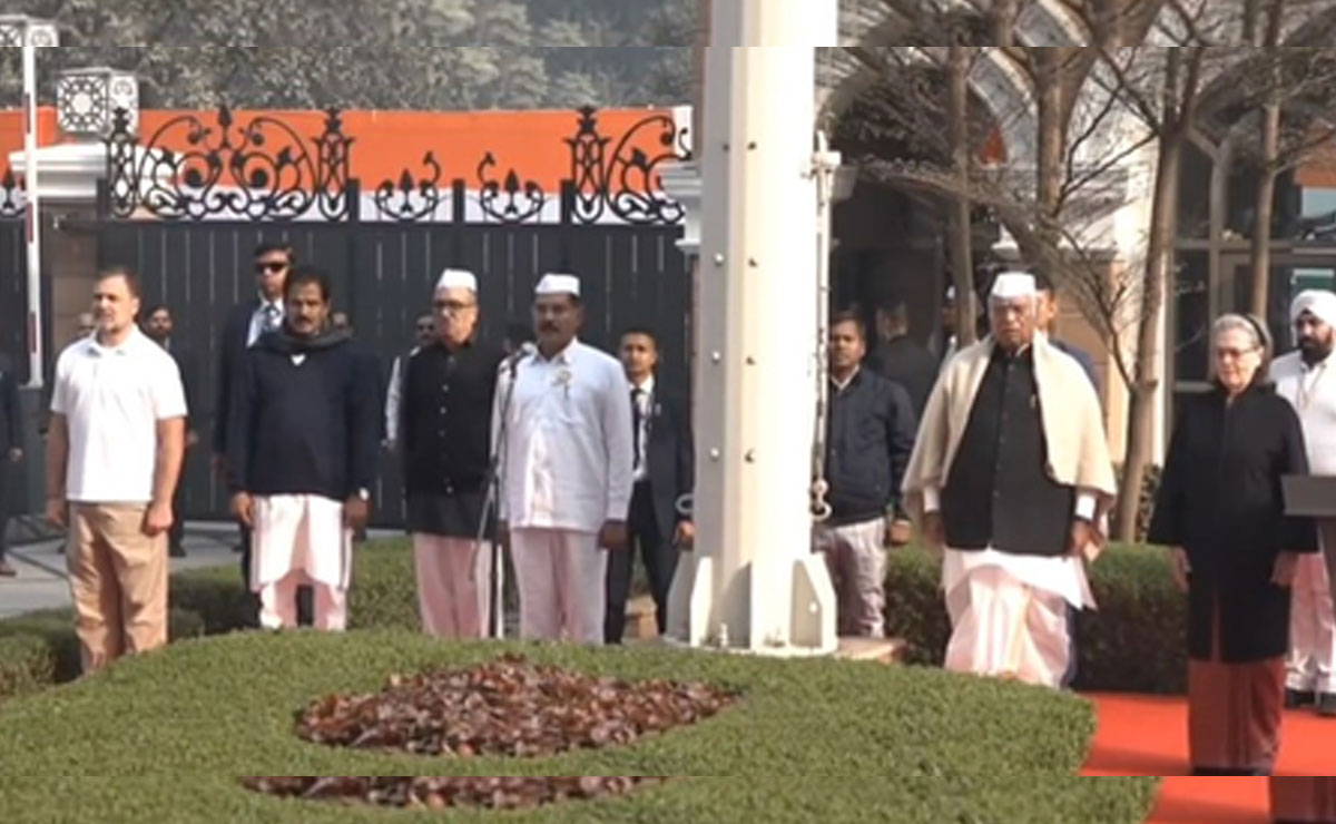 Kharge, Sonia and Rahul Gandhi lead Congress 140th Foundation Day flag hoisting event in Delhi