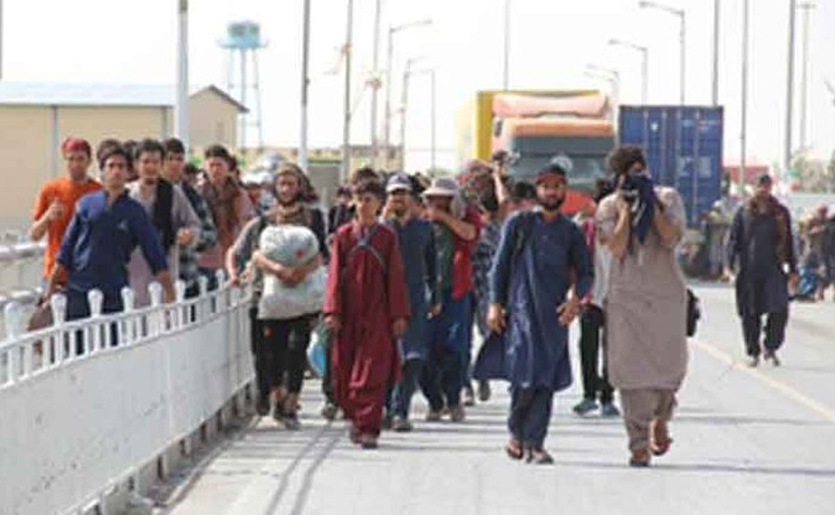 Over 2,000 Afghan refugees deported from Iran, Pakistan in single day: Taliban
