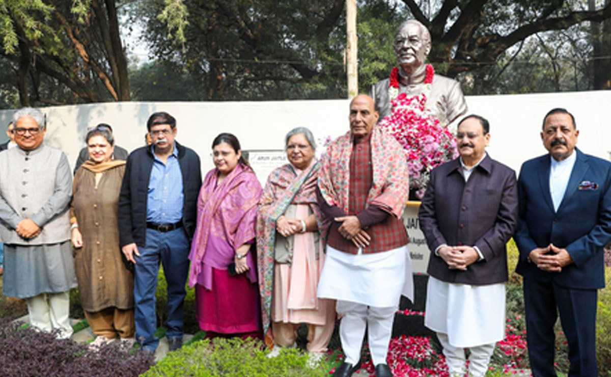 HM Shah leads BJP in remembering Arun Jaitley on 73rd birth anniversary