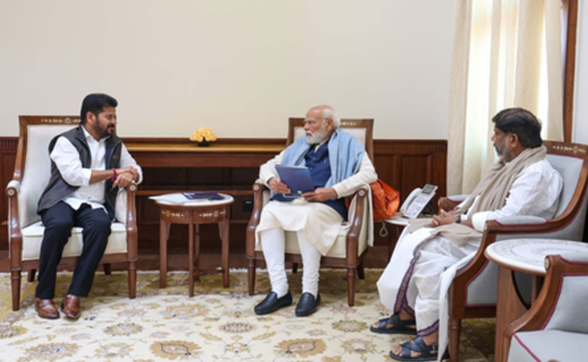 Telangana CM meets PM, extends invitation for Global Summit