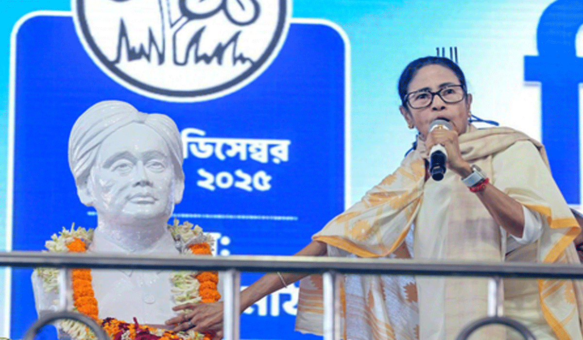 Mamata Banerjee asks PM Modi to ‘apologise’ over his ‘Bankim-Da’ comments
