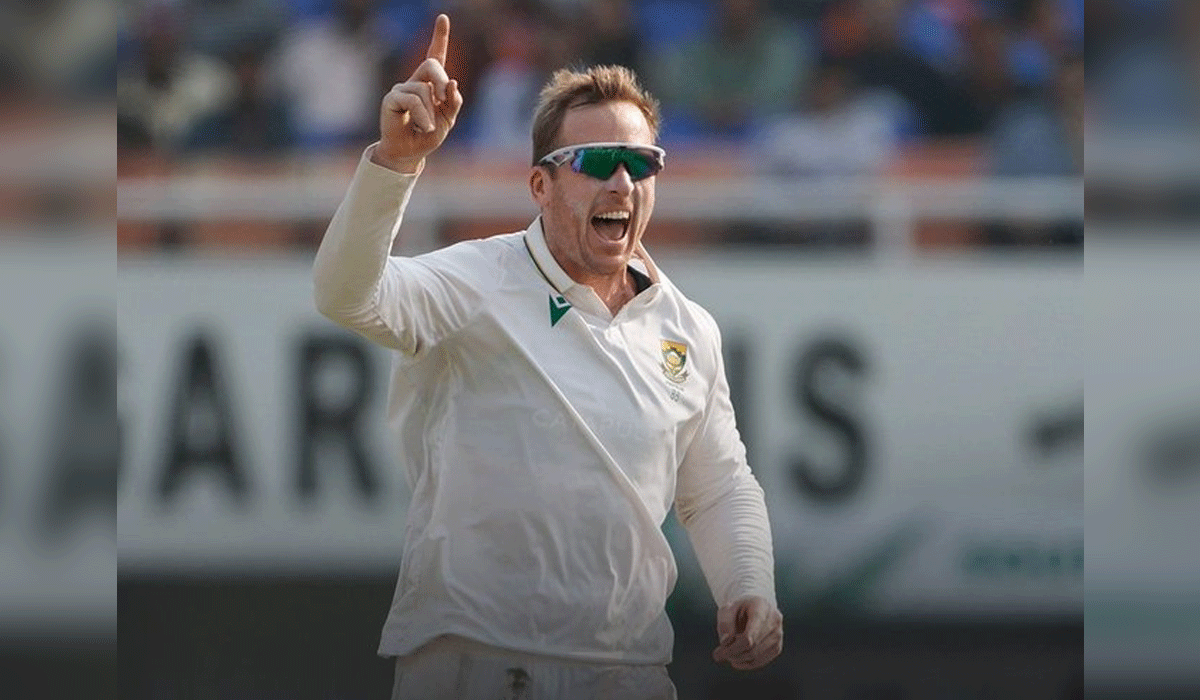 Simon Harmer bags ICC men’s player of the month award for November