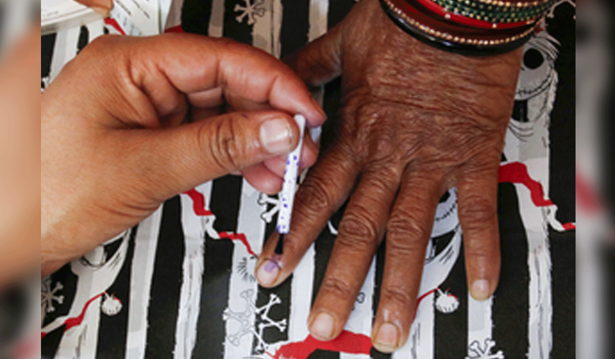 Bombay High Court orders single counting day on Dec 21 for all Nagar Parishad, Nagar Panchayat polls