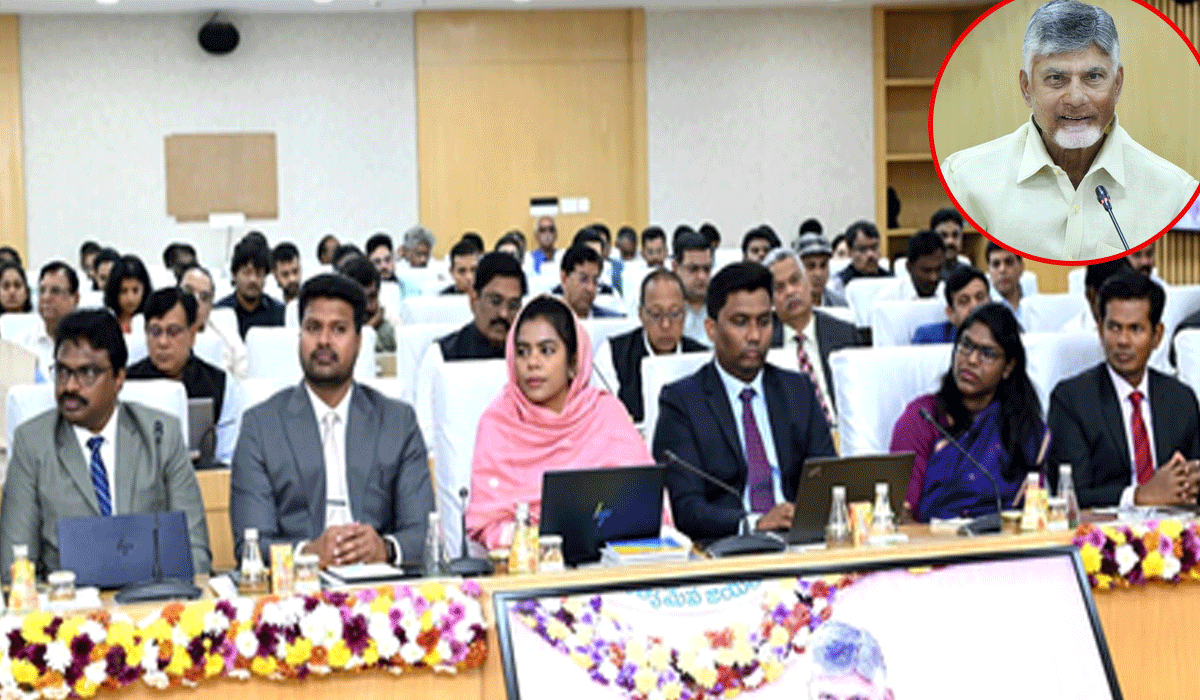 Andhra Pradesh CM asks Collectors to focus on speed of delivering services