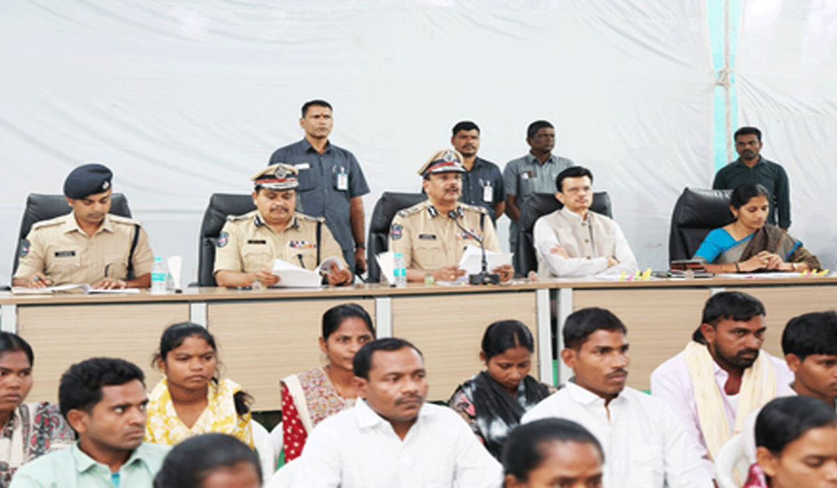 41 Maoists, including 39 from Chhattisgarh, surrender before Telangana Police