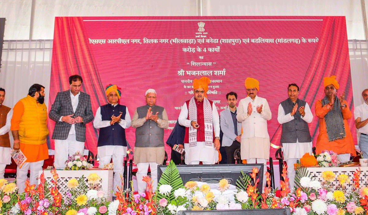 Rajasthan CM reviews rural grievance resolution camp in Banswara