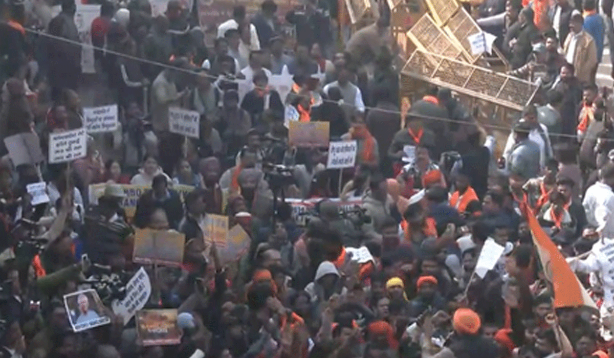 Protests erupt outside Bangladesh High Commission in Delhi over lynching of Hindu youth