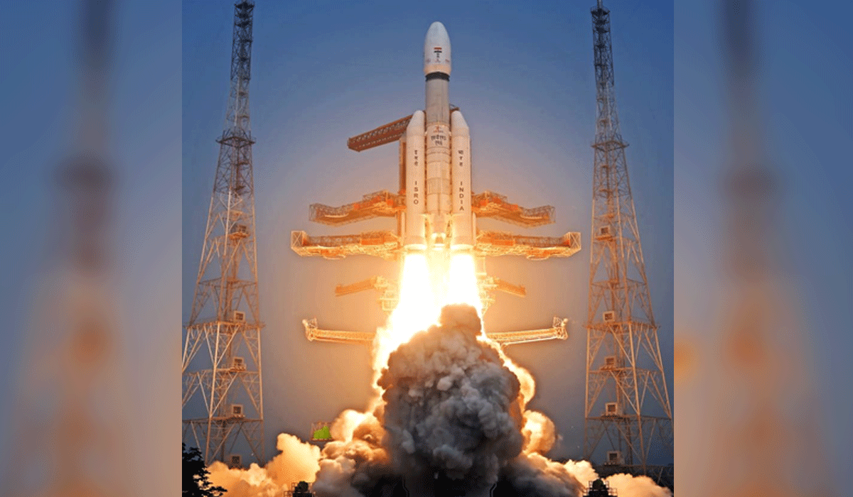 Andhra Pradesh Governor, CM congratulate ISRO for LVM3-M6 launch