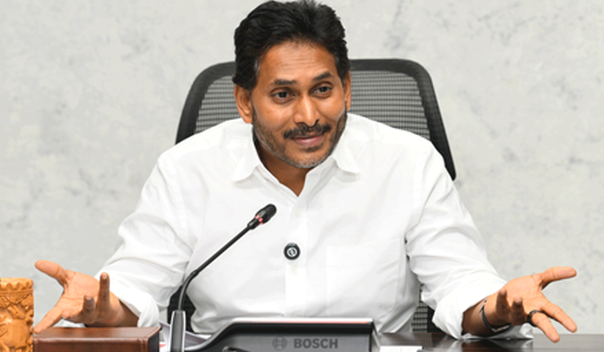 CM Naidu misusing institutions to withdraw cases against himself: YSRCP