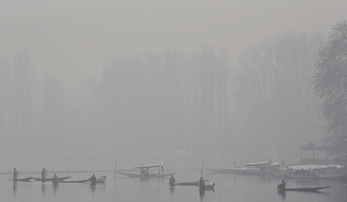 Minimum temperature rises above zero in Srinagar; rain, snow forecast from Dec 30 to January 1 in J&K