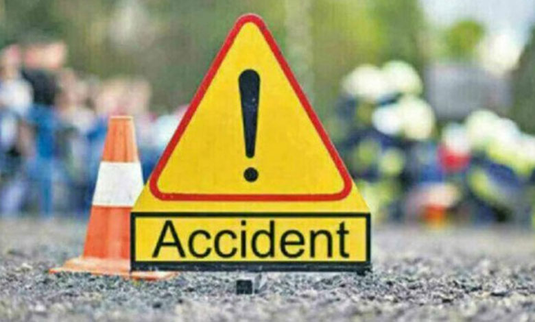 Seven killed in three road accidents in Telangana, Andhra Pradesh