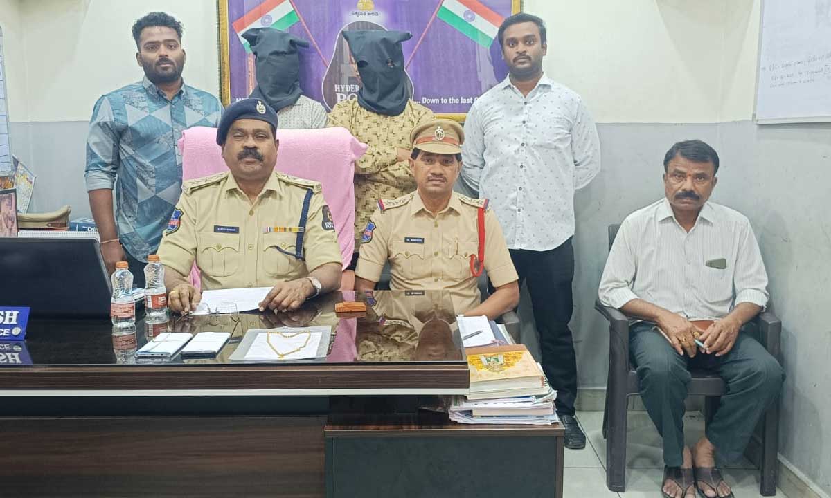 Mangalhat Police Arrest Two Habitual Offenders, Recover Gold Chain Worth ₹2.48 Lakh