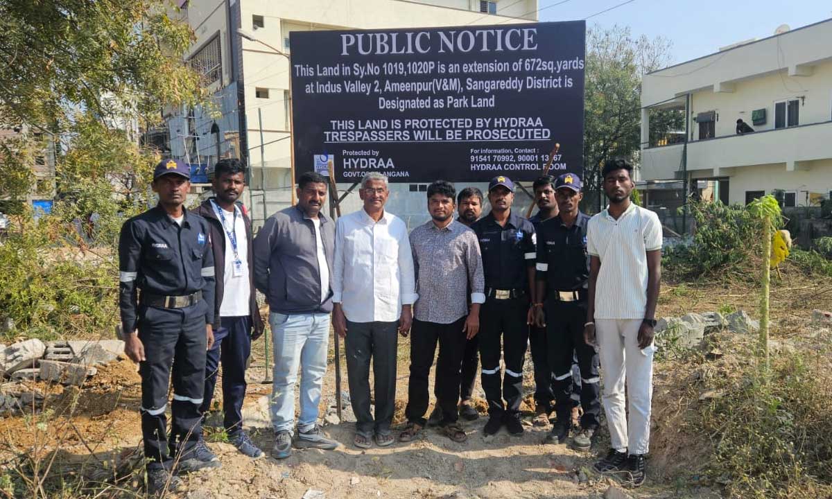 HYDRAA Protects Indus Valley Park Land in Ameenpur, Encroachments Removed and Fencing Installed