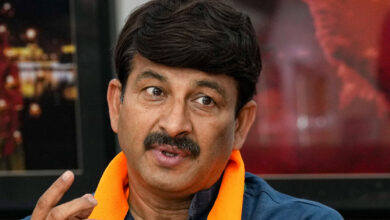 Day of sacrifice, sorrow: Leaders pay tribute to martyrs of 2001 Parliament attack