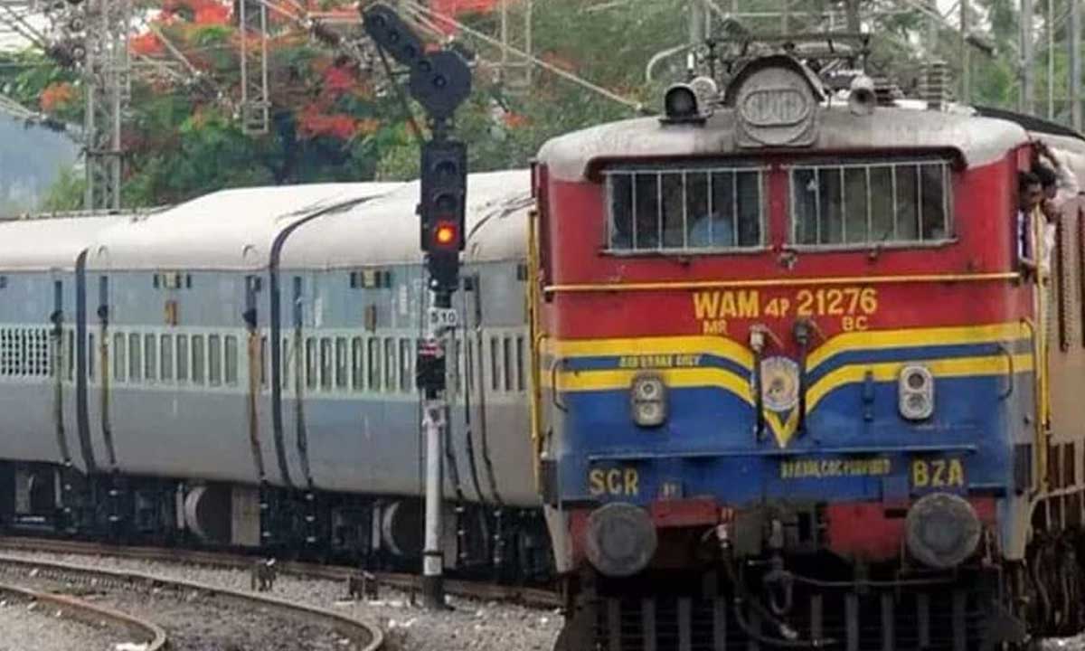 Indian Railways to Increase Passenger Fares from December 26; Here’s What Will Cost More