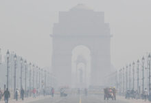 Dense fog grips Delhi-NCR, AQI remains in 'very poor' category