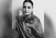 Kareena Kapoor sends love & happiness to Dia Mirza on her birthday