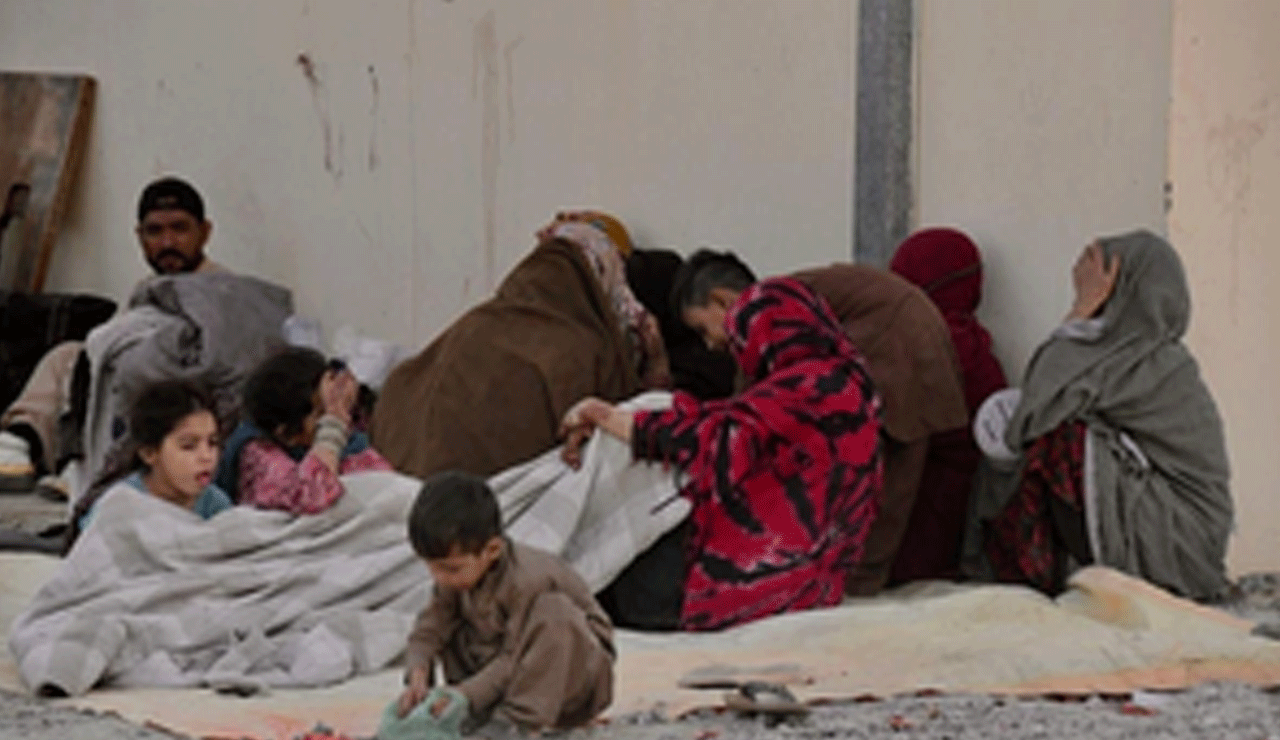 Over 1500 Afghan refugees forcibly deported from Pakistan, Iran in single day