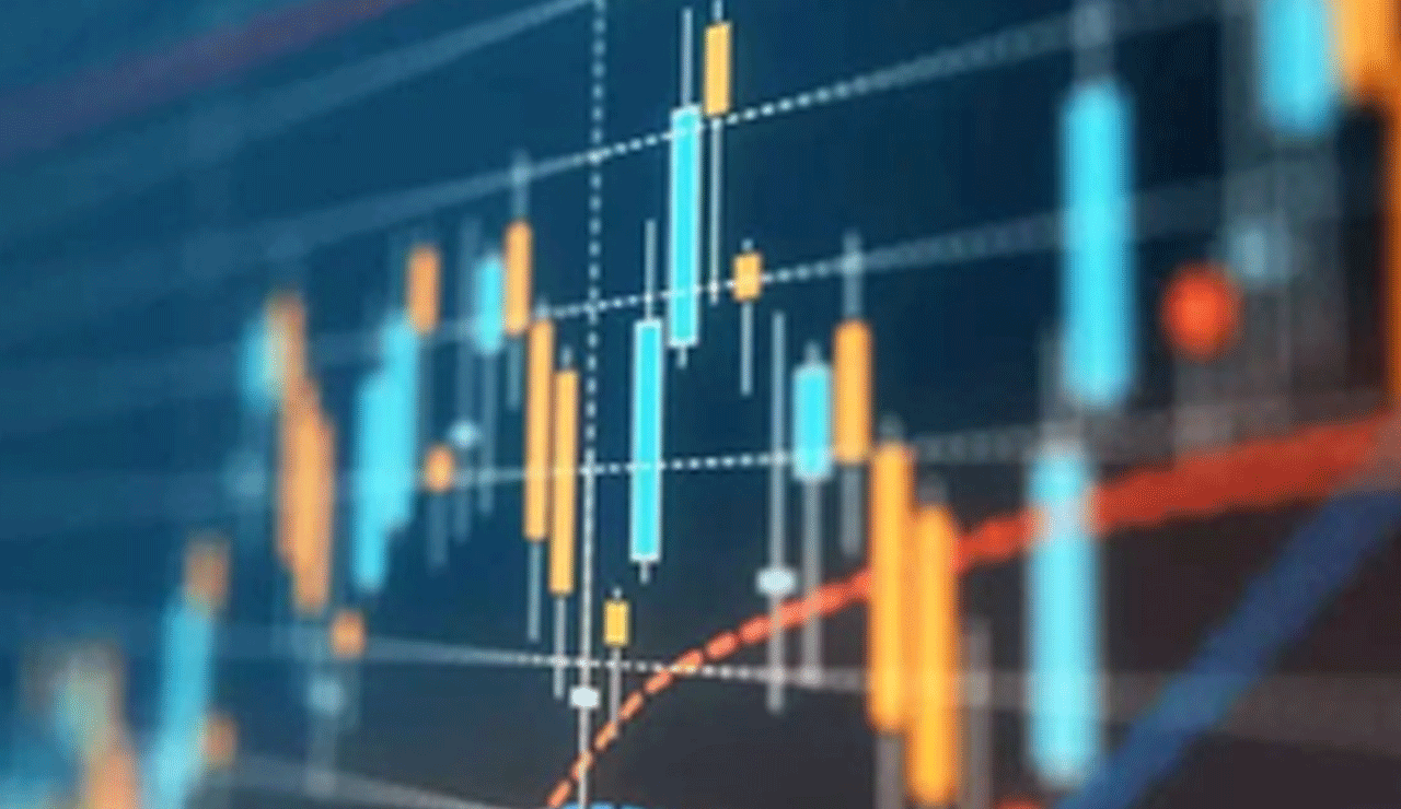 IndiGo shares sink over 6.5 pc amid ongoing flight disruptions