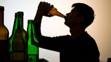 Intoxicated man beats father over money dispute in Mumbai