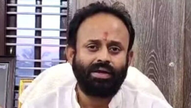 Congress seeks clarification after its leader 'abused' woman Municipal Commissioner in Karnataka