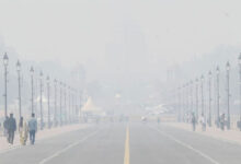 Delhi continues to battle ‘very poor’ air quality as AQI stands at 377