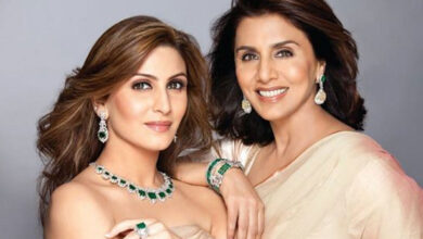 Neetu Kapoor wishes daughter Riddhima Kapoor 'Happy 20th' with Bharat Sahni