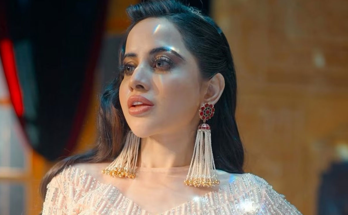 Influencer Faizan Ansari Claims Uorfi Javed ‘Expelled’ From Islam, Sparks Outrage