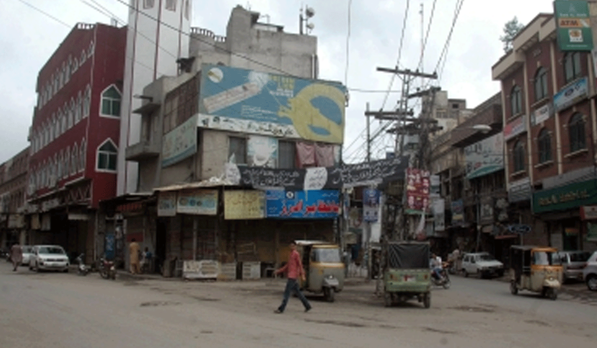 Rich-poor gap in Pakistan soars to alarming level