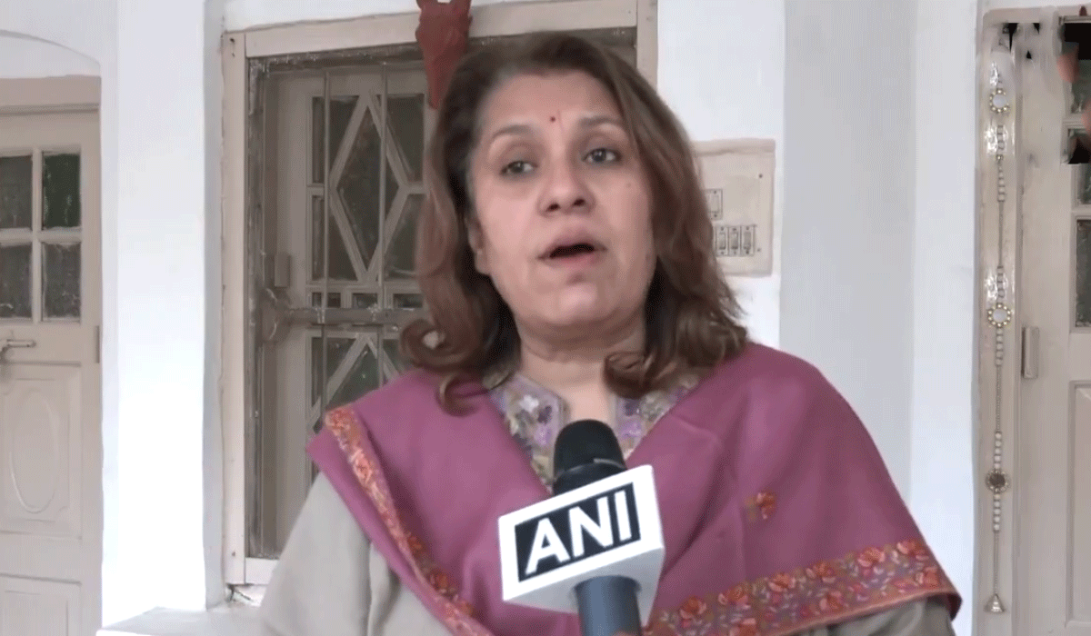 Govt must be questioned on Bangladeshi players' participation in IPL bidding: Cong on criticism of SRK after KKR buys cricketer