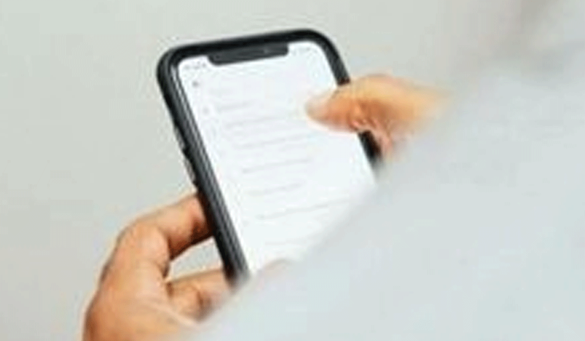 Smartphones are fueling youth mental health crisis: US lawmakers