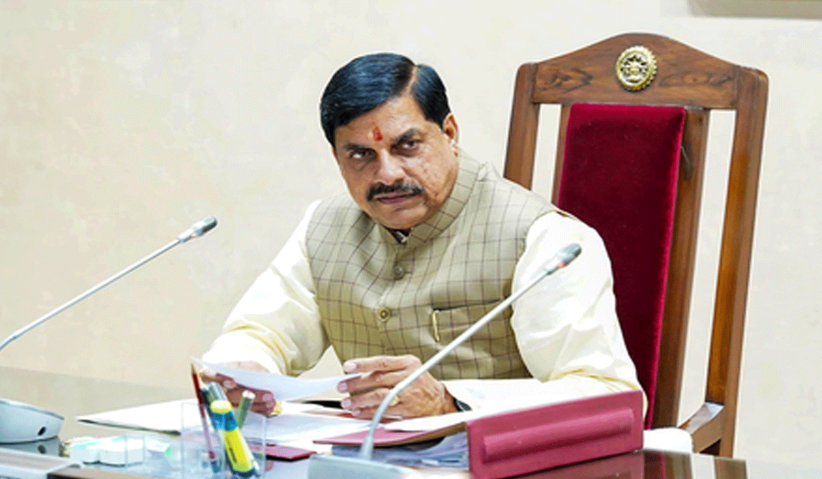 MP CM issues show cause notices to top Indore civic body officials; Additional Commissioner transferred
