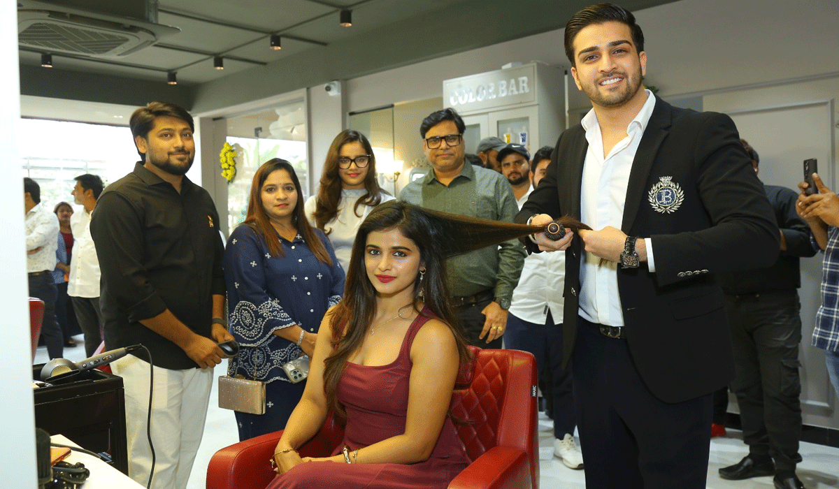 Actress Supriya Chavan Inaugurates Habibs hair & beauty salon at Kukatpally
