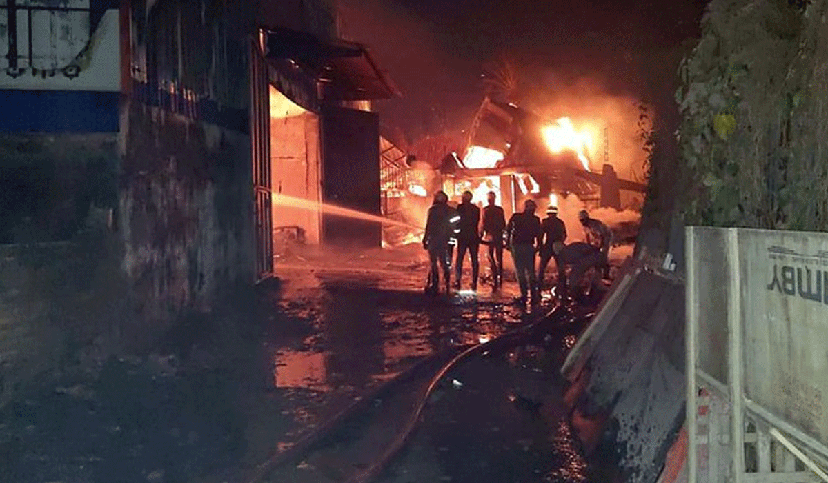 Death toll in Kolkata warehouse fire reaches 8, rescue operation on