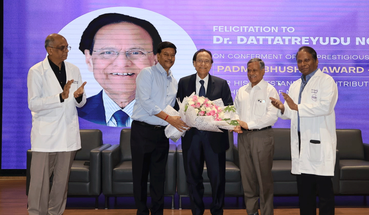 Sindhu Hospitals Honours Padma Bhushan Awardee Dr. Nori Dattatreyudu for Excellence in Oncology