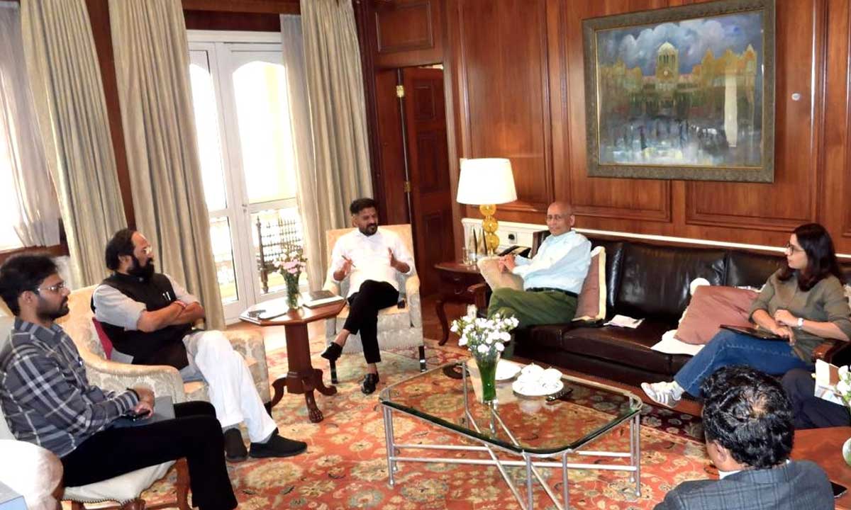 Telangana Moves Supreme Court to Stop Polavaram–Nallamala Sagar Link, CM Meets Senior Advocate