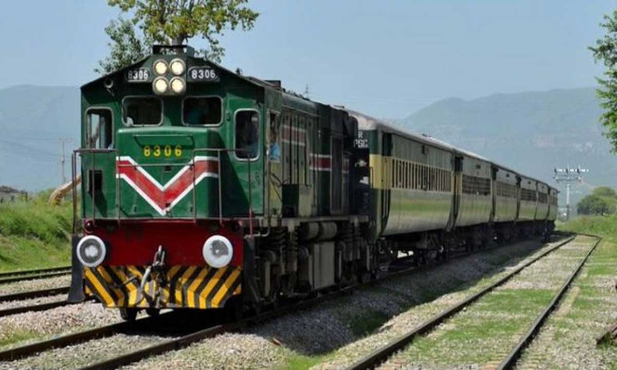 Pakistan: Railway track damaged after blast in Balochistan