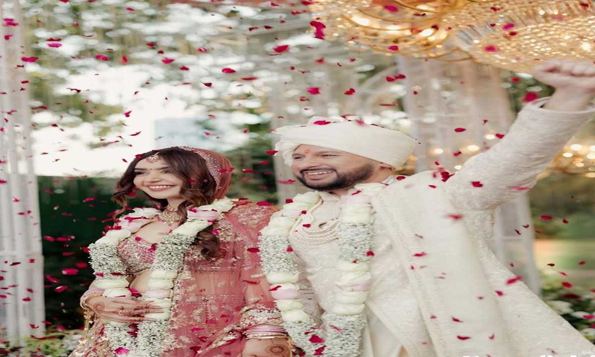 Hrithik Roshan pens heartfelt note for cousin as he starts next chapter of his life