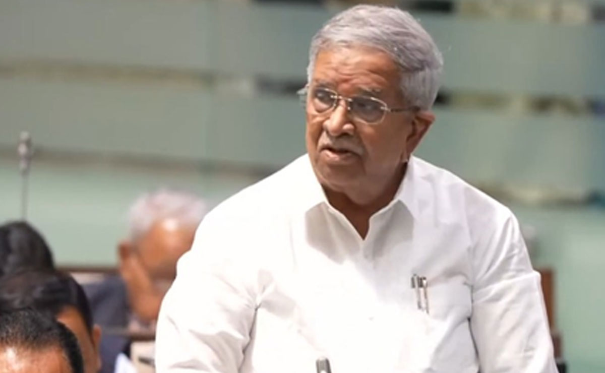 Gujarat presents record Rs 4.08 lakh crore budget; Minister Kanu Desai's fifth consecutive