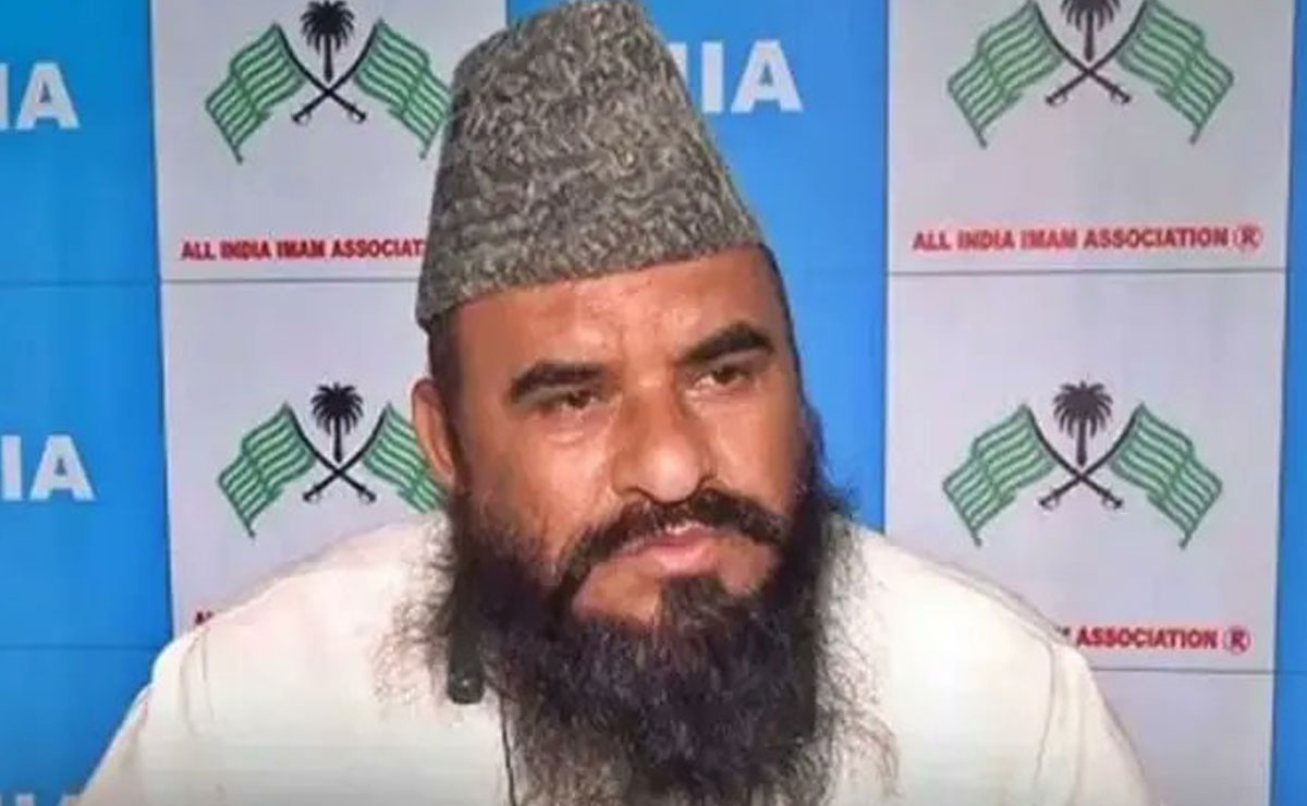 'Revered leaders cannot be above law': Maulana Rashidi demands strict action in Avimukteshwaranand case