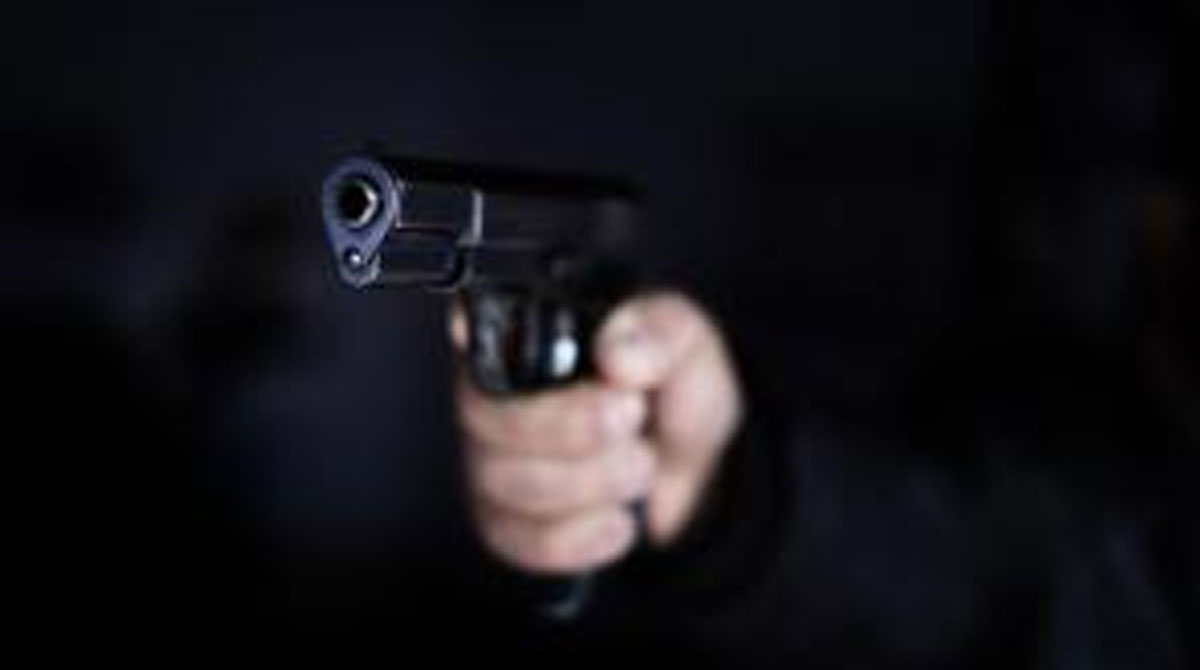 Man, critically wounded in shootout in Kolkata