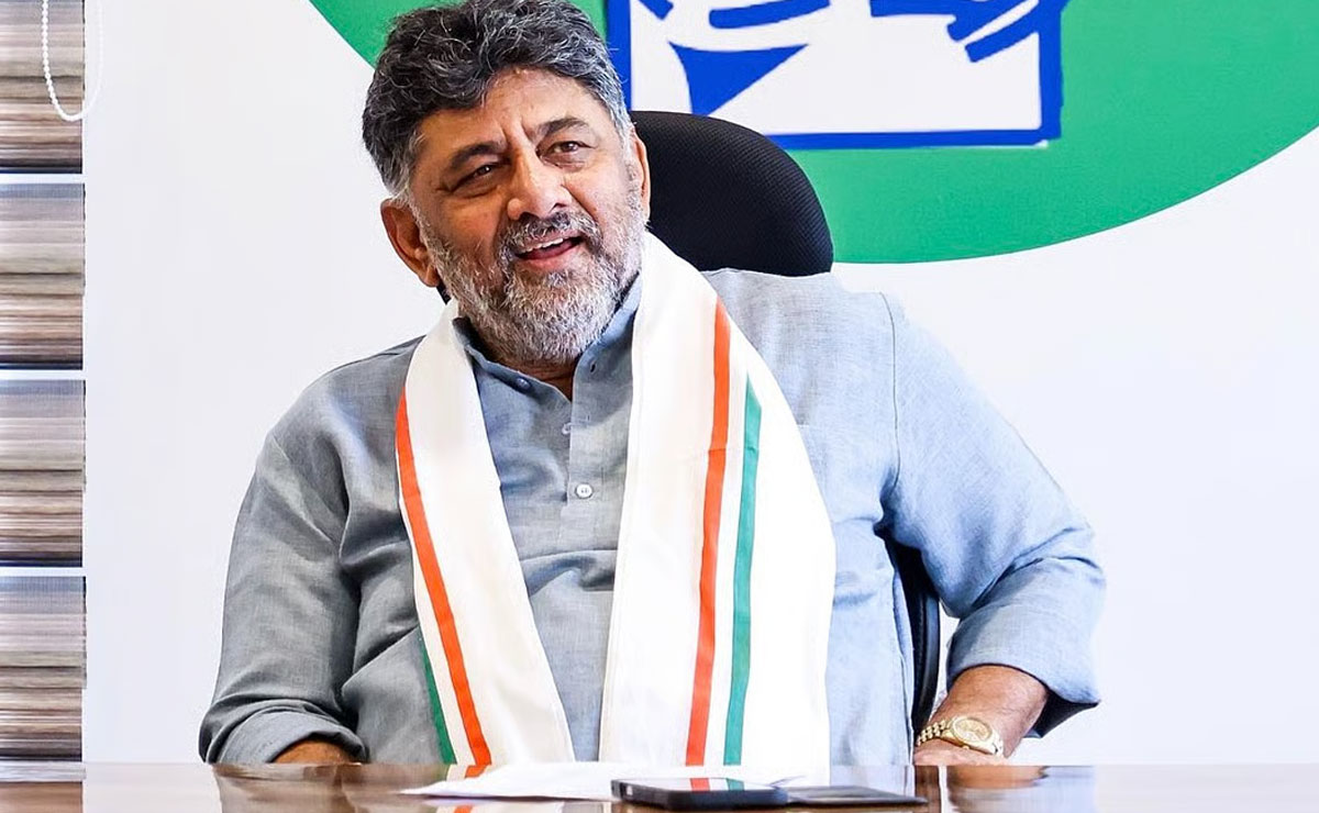 Karnataka Congress crisis: Deputy CM Shivakumar denies rift, says Siddaramaiah and I stand together