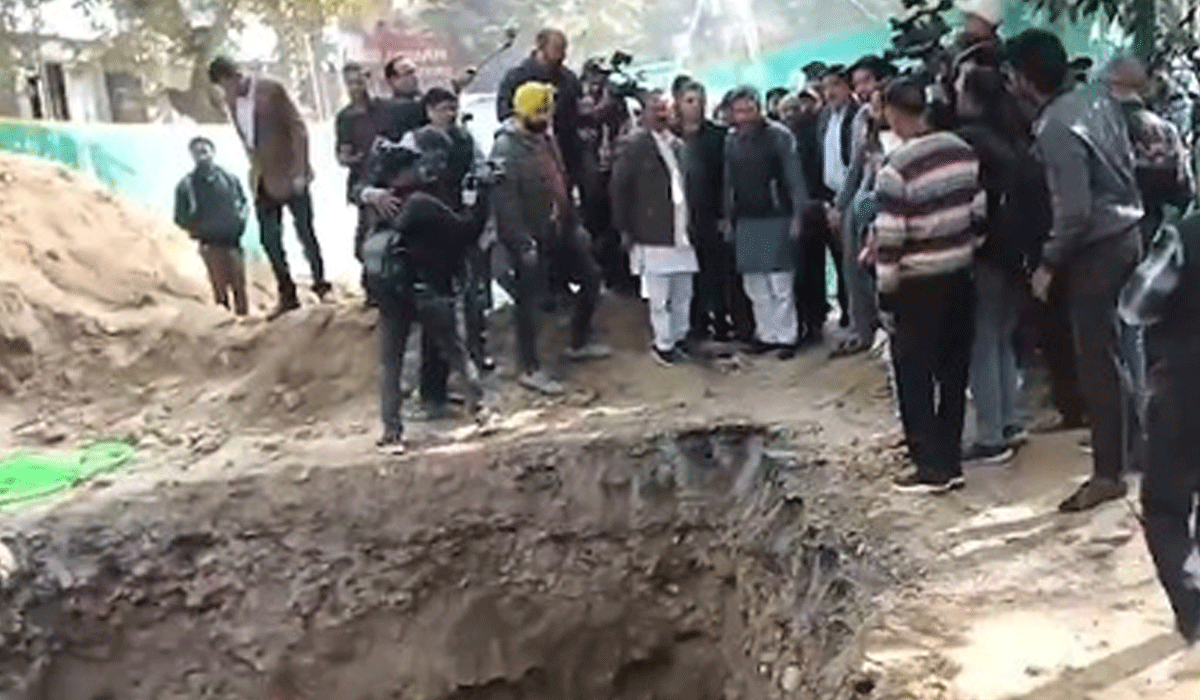 Delhi govt orders probe as biker falls to death in DJB pit in Janakpuri