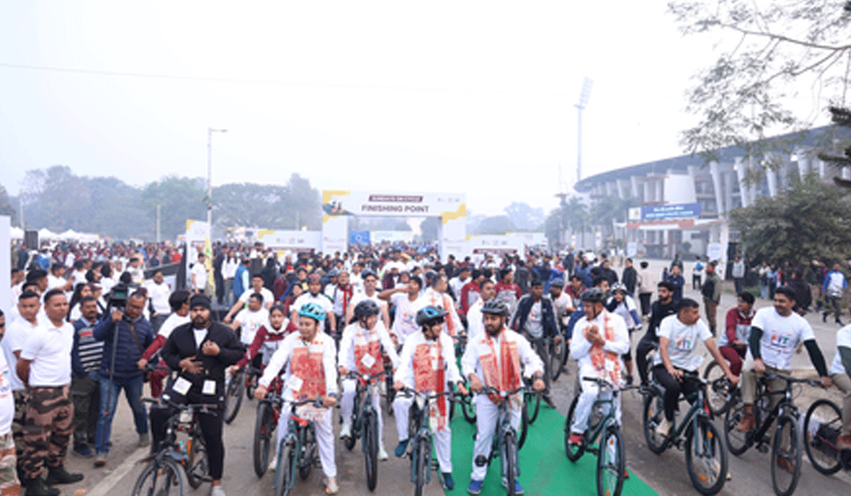 Olympians, sportspersons rally behind PM Modi’s Fit India Mission at special Sundays on Cycle event in Guwahati