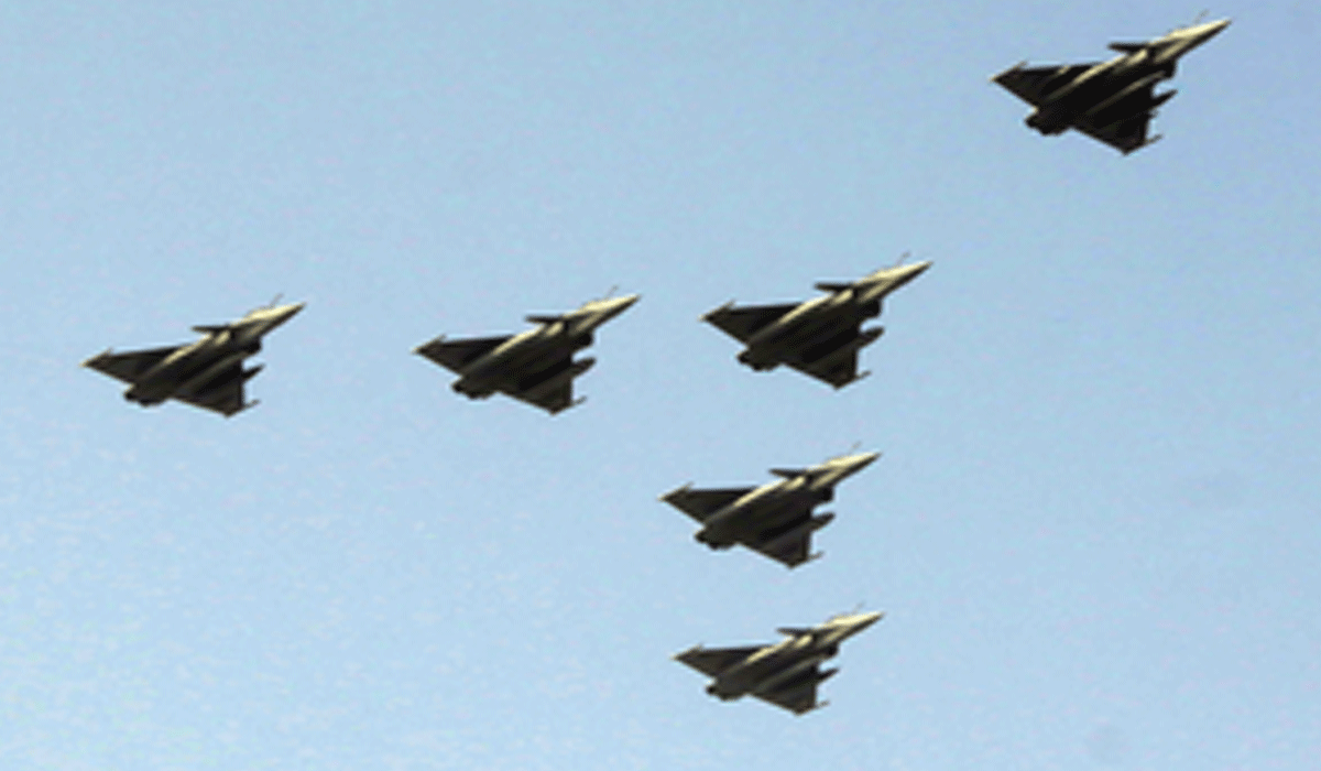 Defence Ministry okays Rs 3.25 lakh crore deal to buy 114 Rafale fighter jets from France