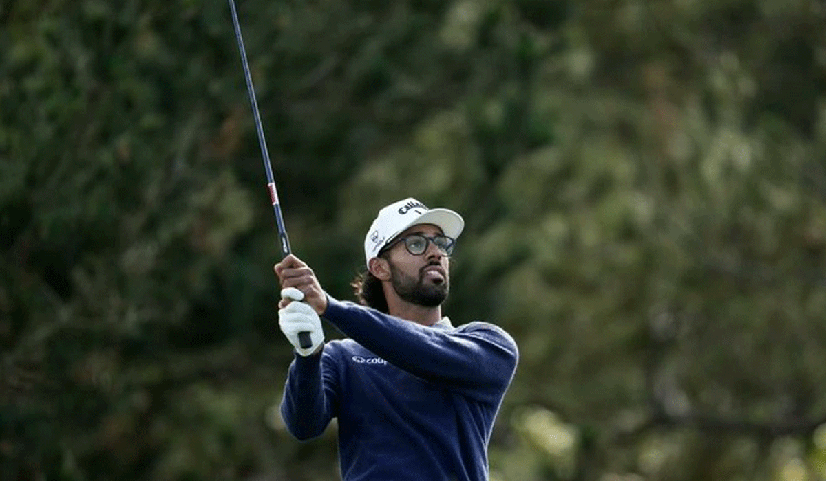 Bhatia and Hisatsune share Pebble Beach lead. Travis Kelce and amateurs head home