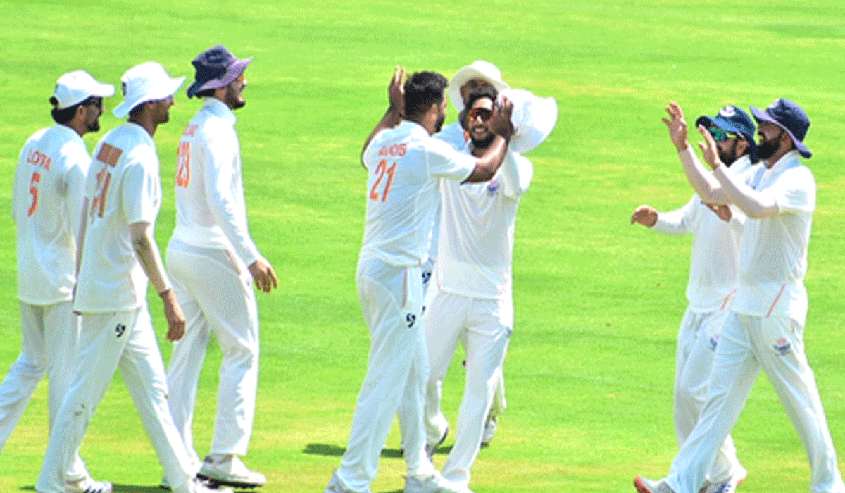 Ranji Trophy Final: Nabi takes fifer as J&K bowl out Karnataka for 293, take 291-run lead